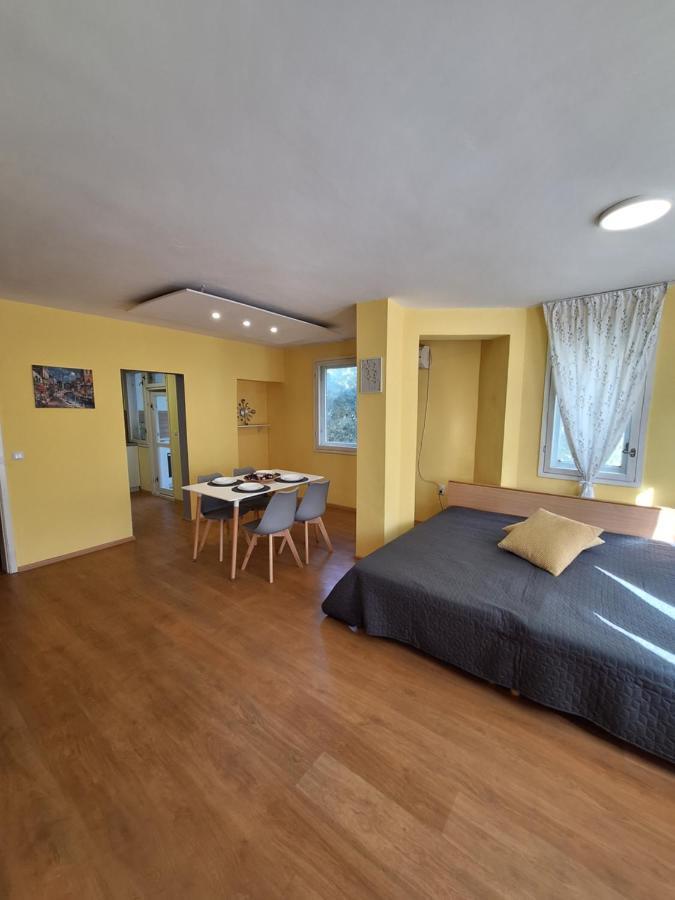 Apartment Location Harmony By Hostex